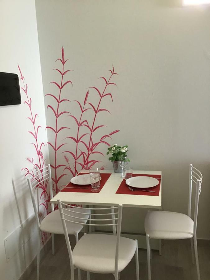 Appartamento Rubino - Lovely Little Flat 3 Minutes From Golf Club 5 Minutes From Lake Soiano Del Lago Exterior photo